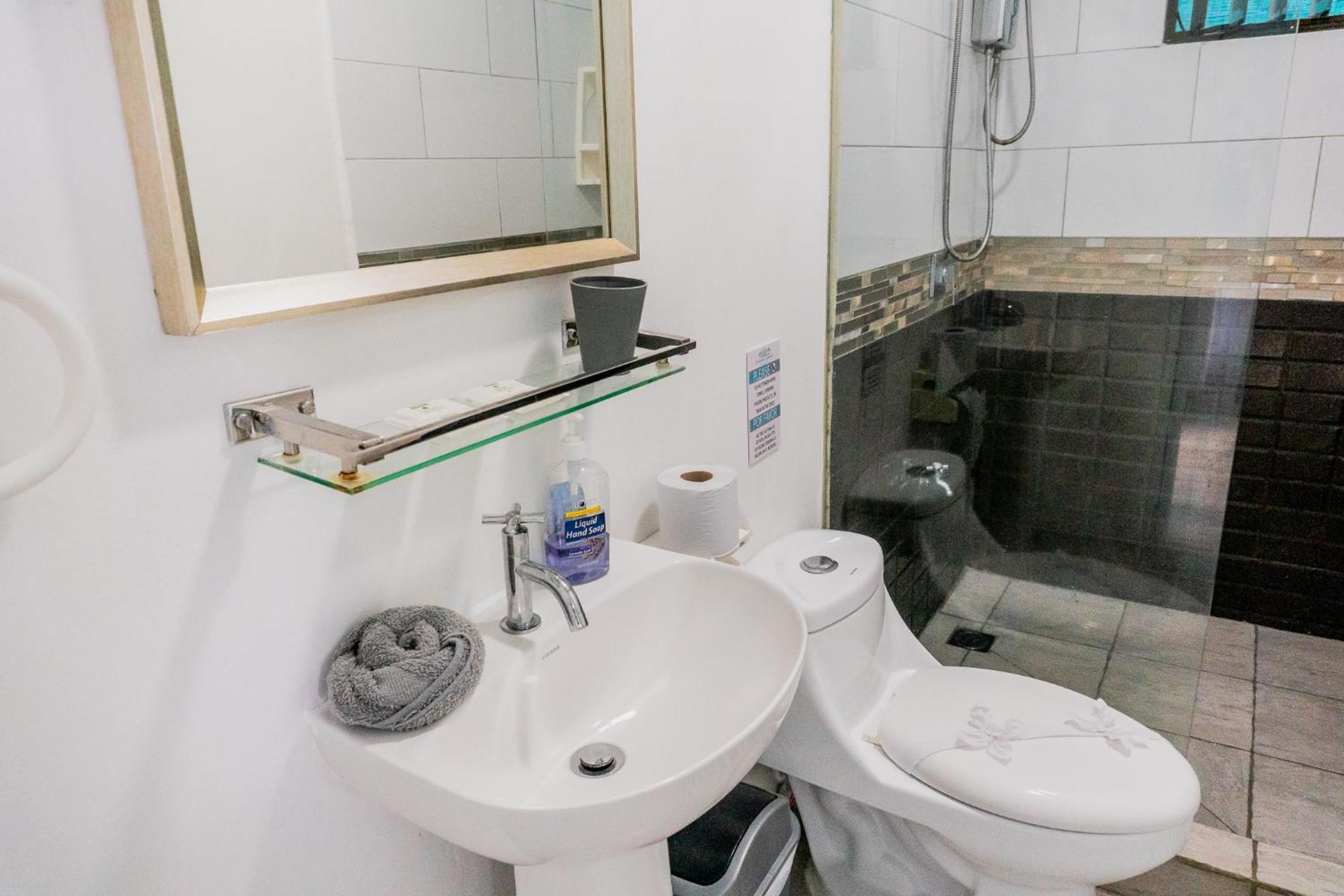 Puerto Viejo de Talamanca Ocean'S Breeze Apartment And Rooms מראה חיצוני תמונה